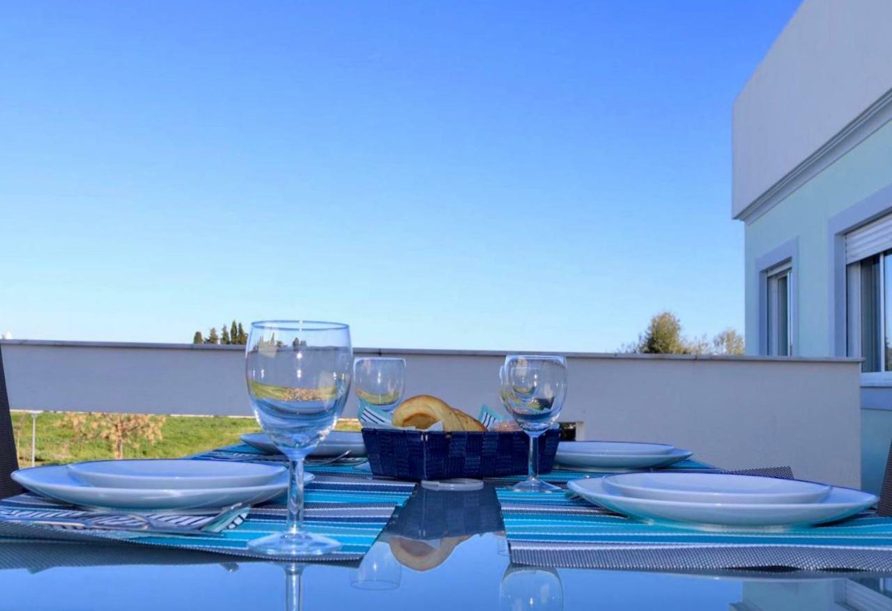 Central Apartment-Terrace And Pool 卡巴纳斯·德·塔维拉 外观 照片